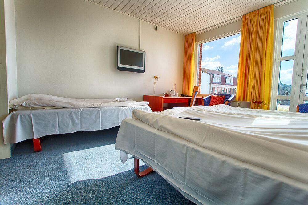 Hotel Pinenhus Glyngore Luaran gambar